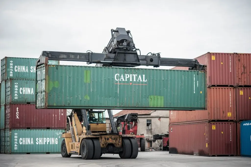 Emissions reporting in Container Tracking